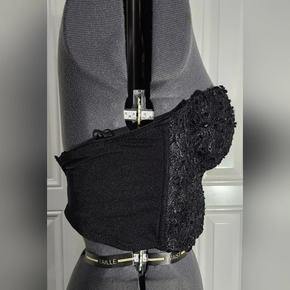 Windsor elegant sexy romantic black beaded lace bustier women size Large